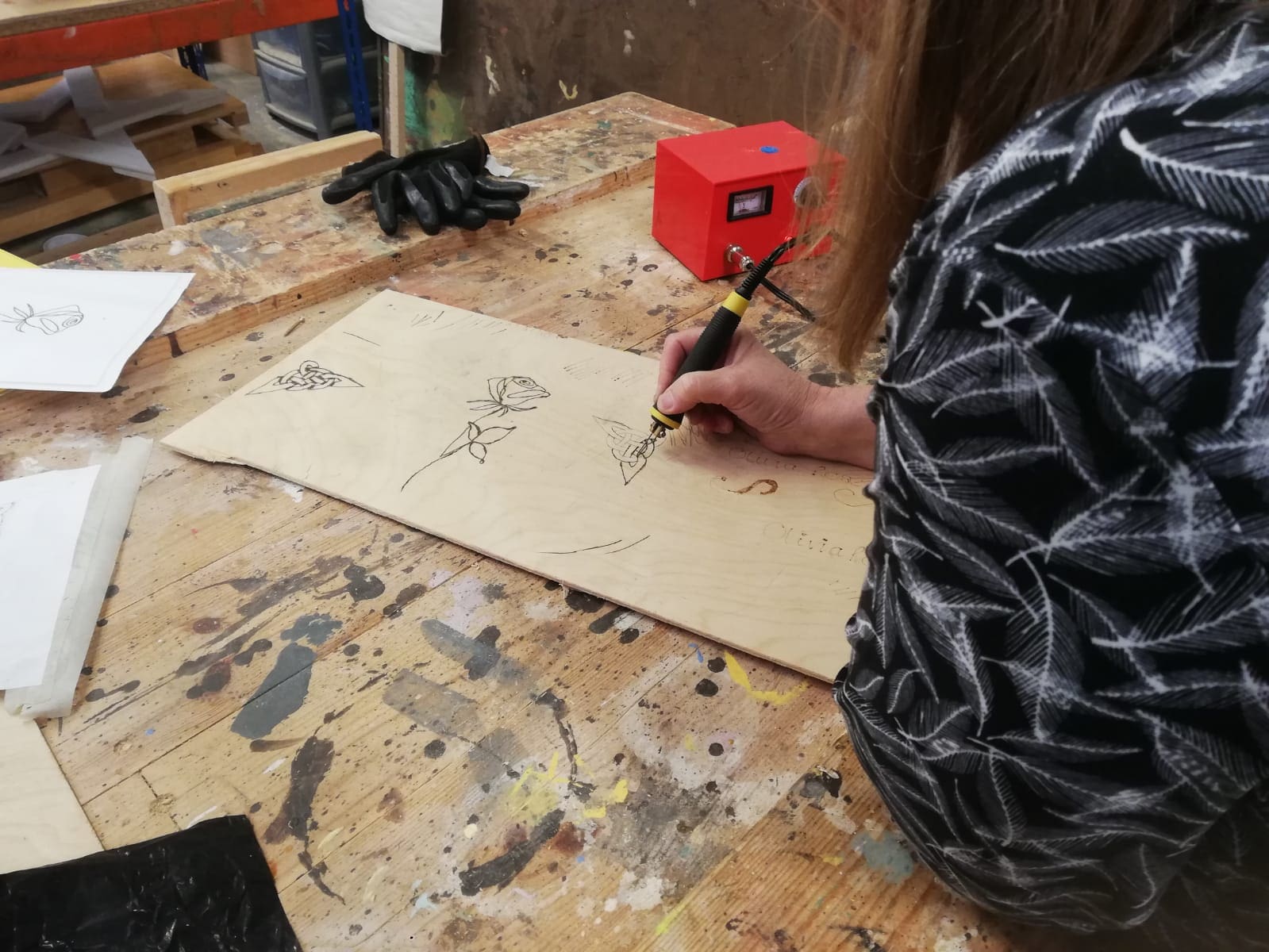 Craving going into wood