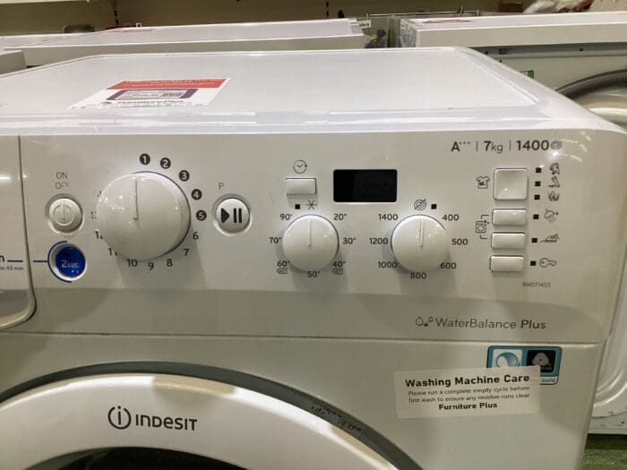 Indesit 7kg White Washing Machine - Image 2