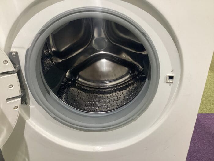 Bosch White Washing Machine - Image 3